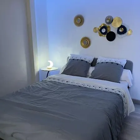 F2 à 12 Mn De Paris Avec Sauna - Parking Privé Argenteuil