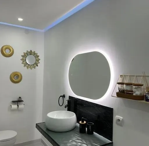 F2 à 12 Mn De Paris Avec Sauna - Parking Privé * Argenteuil