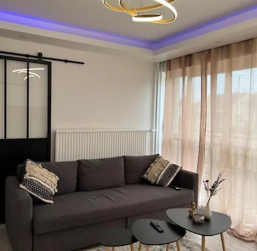 F2 à 12 Mn De Paris Avec Sauna - Parking Privé * Argenteuil